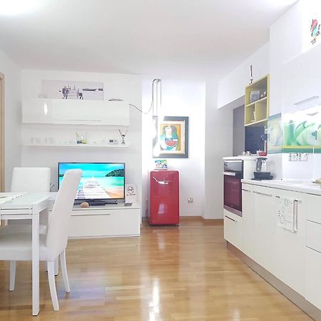 White Dream Suites Iasi Eksteriør billede