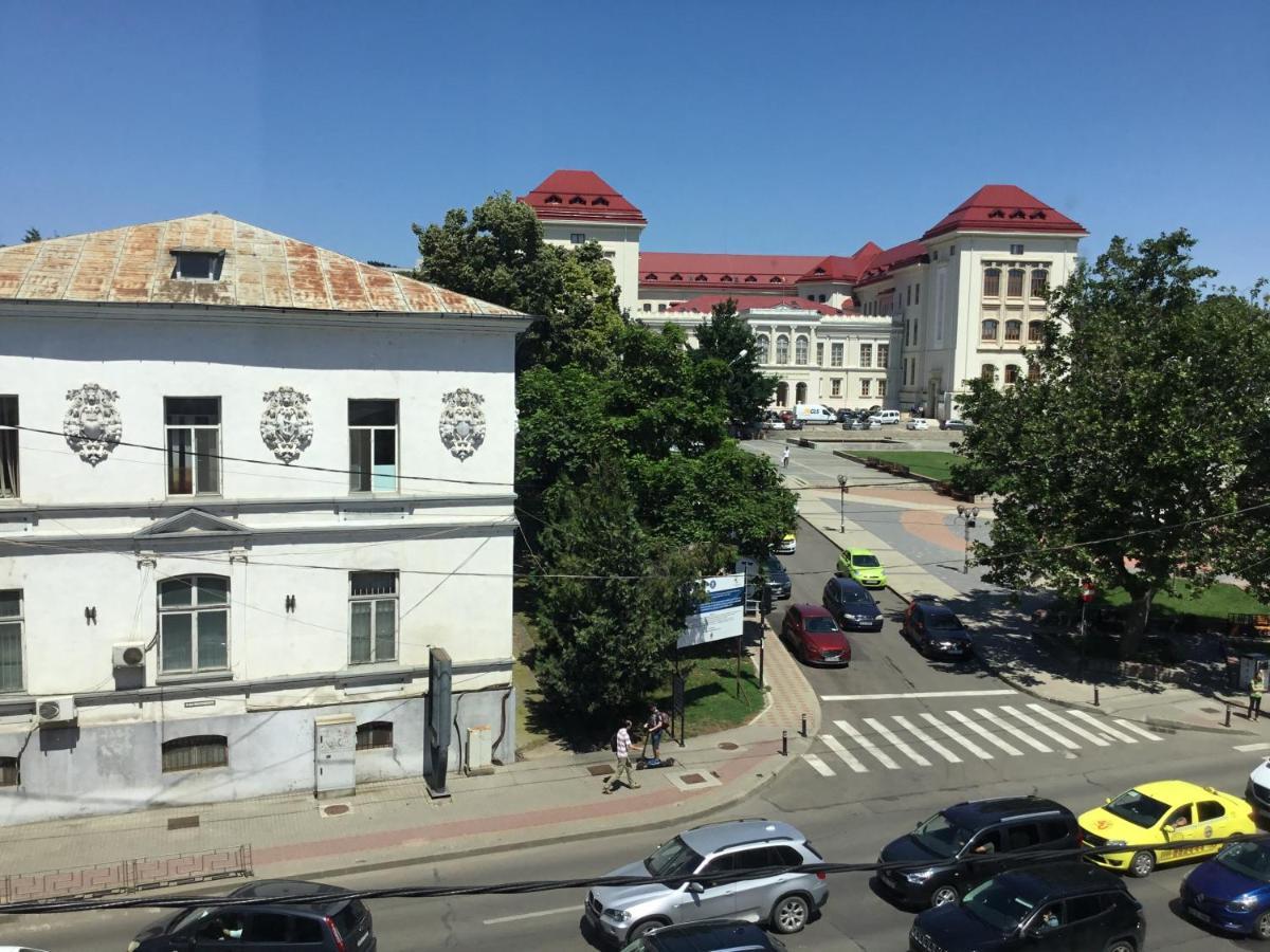 White Dream Suites Iasi Eksteriør billede