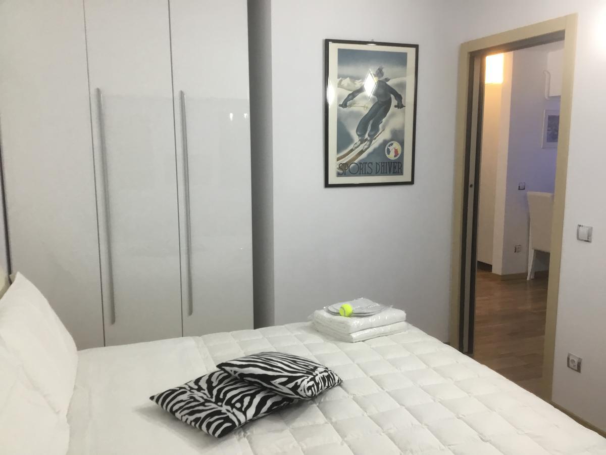 White Dream Suites Iasi Eksteriør billede
