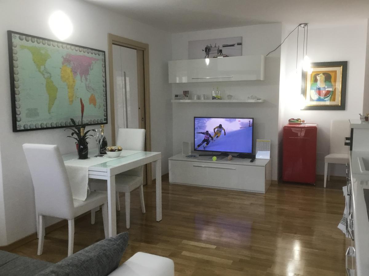 White Dream Suites Iasi Eksteriør billede