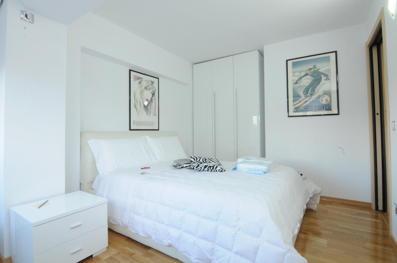White Dream Suites Iasi Eksteriør billede