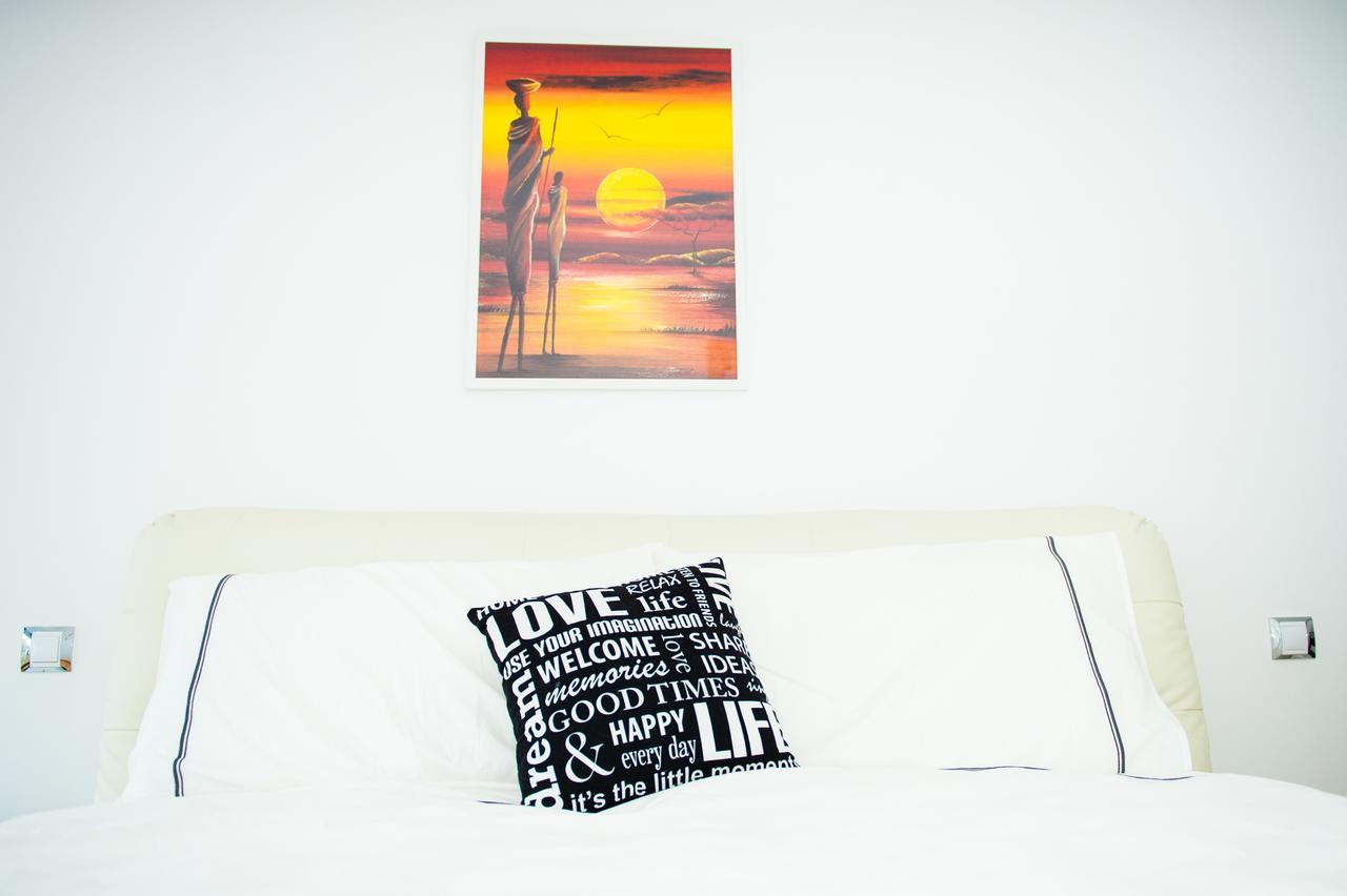 White Dream Suites Iasi Eksteriør billede
