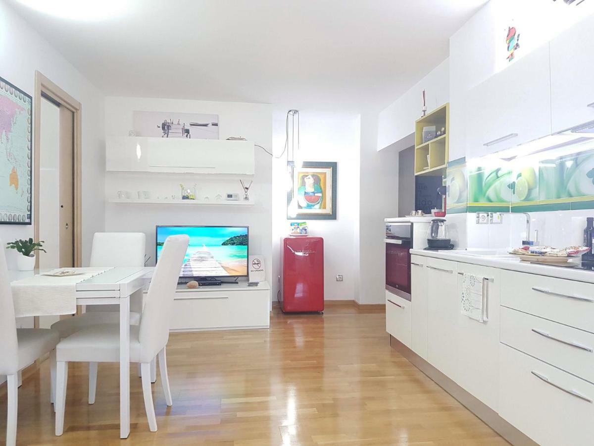 White Dream Suites Iasi Eksteriør billede
